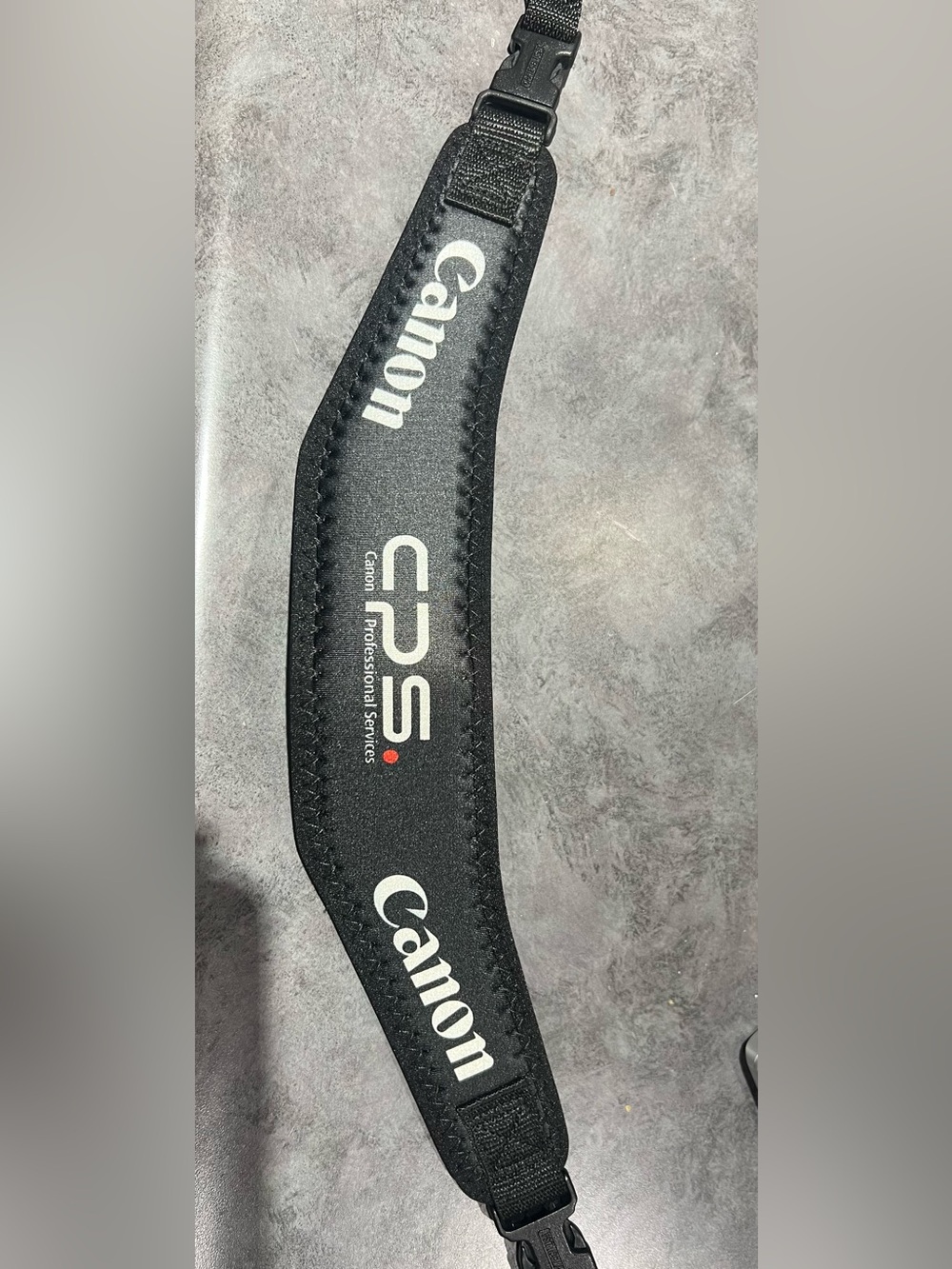 Canon Professional Services (CPS) Padded Neoprene Camera Strap CPS Padded